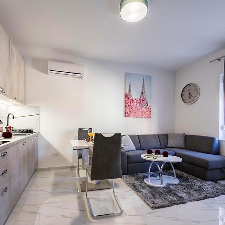 Luxury Apartment Zadar Old City Luaran gambar