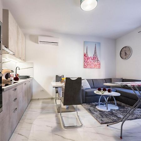 Luxury Apartment Zadar Old City Luaran gambar